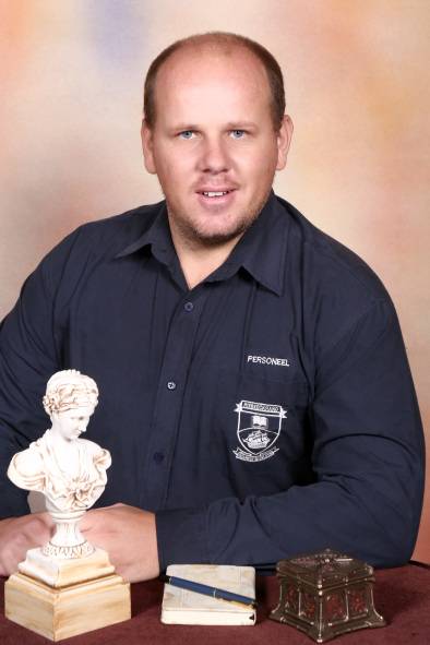 Mnr. Arno Roux